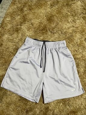 Nike Woman’s XS Basketball Shorts